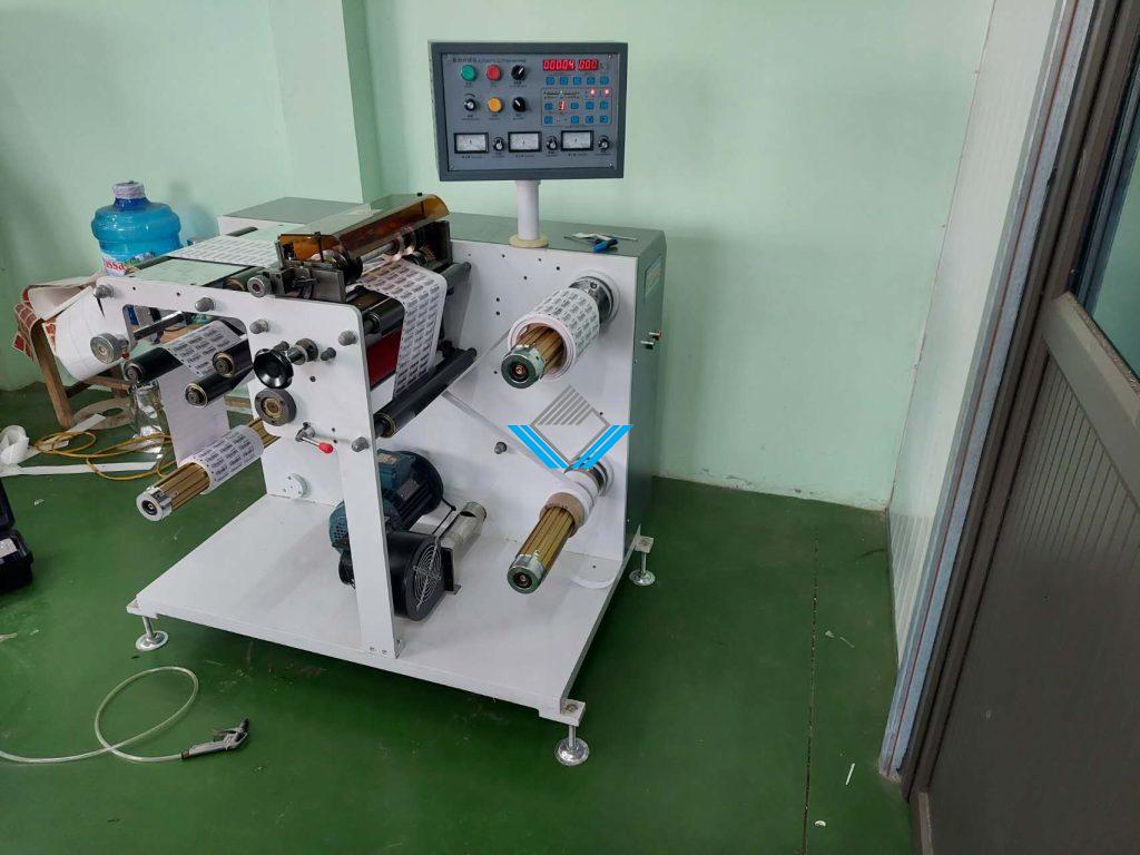 Máy chia cuộn decal khổ 320