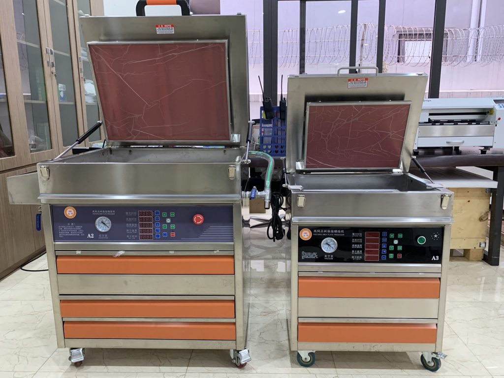 Máy chụp rửa bản Polymer