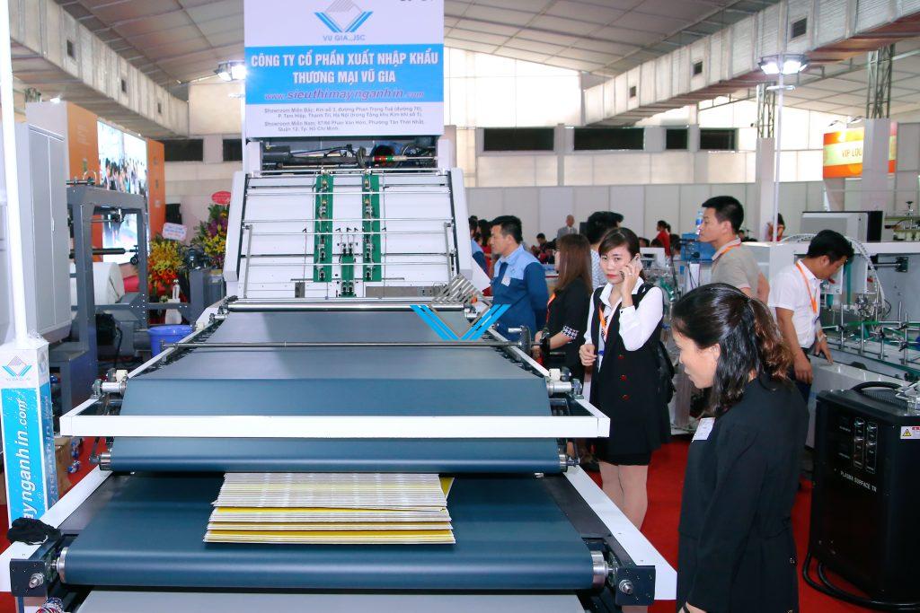 Máy bồi sóng carton