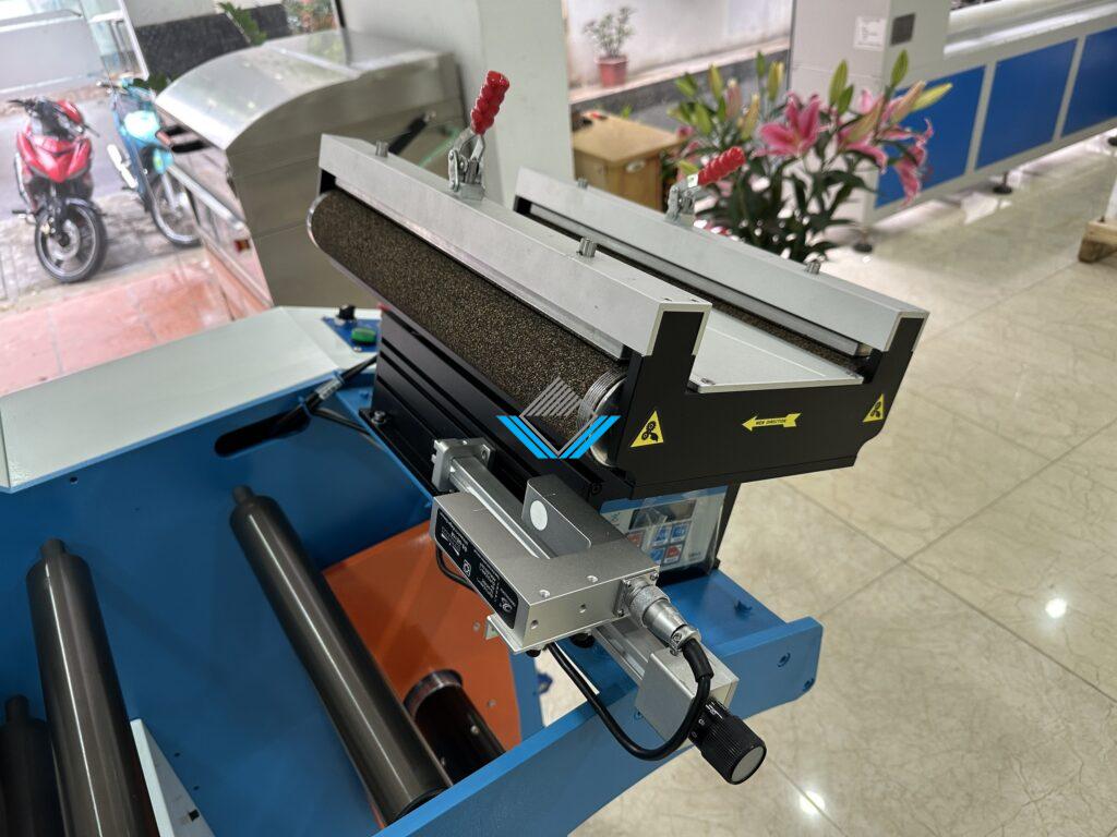 bộ phận chỉnh lệch tự động