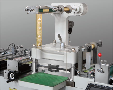 Thiết bị ép nhũ nóng servo